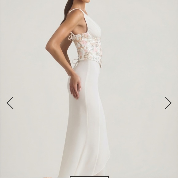 Oh Polly Nathalia White and Pink Floral Wedding Dress - Picture 4 of 5